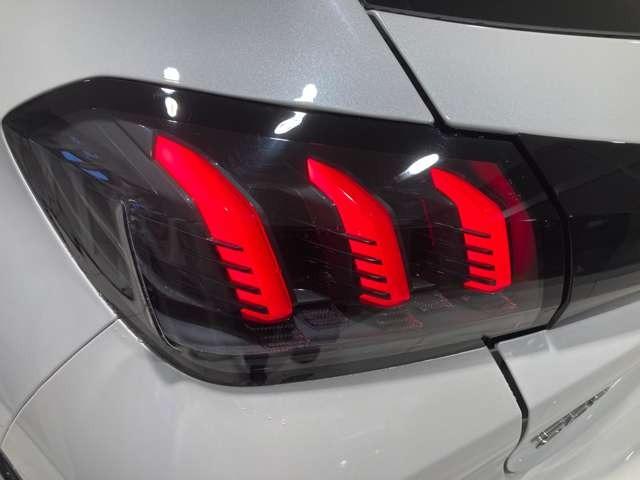 208 GTライン ETC バックカメラ LEDヘッドライト AppleCarPla ADASシステム コブラシフト(15枚目)