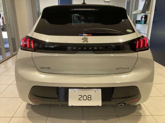 ２０８ ＧＴライン　パノラミックガラスルーフ　ＥＴＣ　バックカメラ　ＬＥＤヘッドライト　ＡＤＡＳシステム　コブラシフト（11枚目）