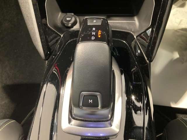 ２０８ ＧＴライン　パノラミックガラスルーフ　ＥＴＣ　バックカメラ　ＬＥＤヘッドライト　ＡＤＡＳシステム　コブラシフト（24枚目）