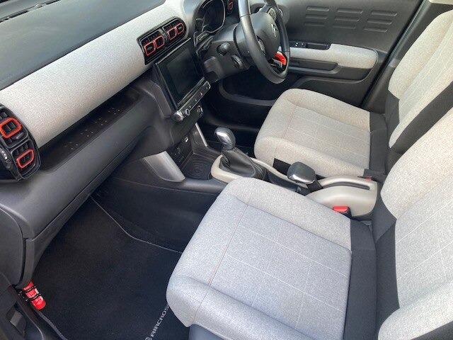 C3 エアクロス シャイン サーブル 弊社ユーザー様下取車 Apple Car Play & Android Auto対応7インチタッチスクリーン装備 バックカメラ ドライブレコーダー装備(7枚目)