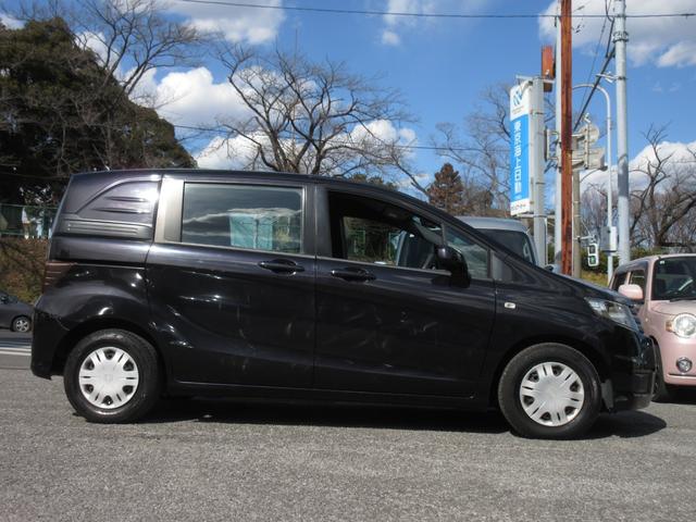 フリードスパイク Ｇ　純正メモリーナビ　地デジワンセグＴＶ　ＥＴＣ　ドラレコ（36枚目）