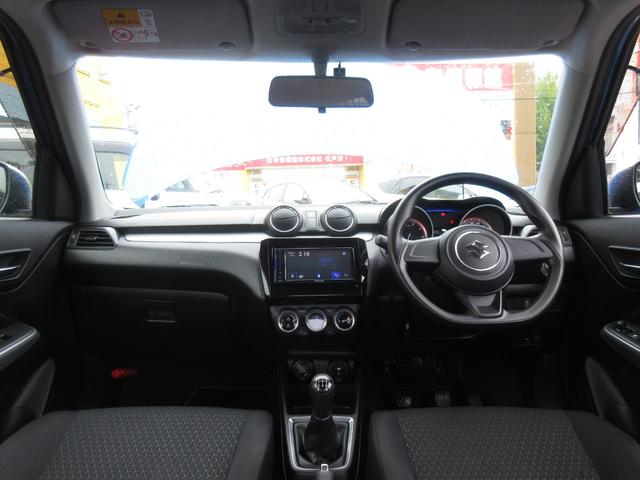 スイフト XG 社外ディスプレイオーディオ ブルートゥースオーディオ バックカメラ ETC スマートキー シートヒーター 純正15インチAW セーフティサポートレス車 軽量ボディ 5速MT(3枚目)