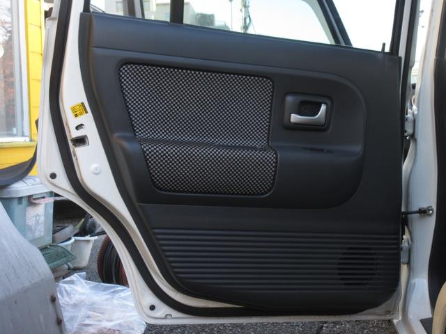 アルトラパン ＳＳ　後期型　５速ＭＴ　フジツボマフラー　テイクオフブローオフバルブ　ゼロ１０００チャンバー　社外アルミホイール（14枚目）