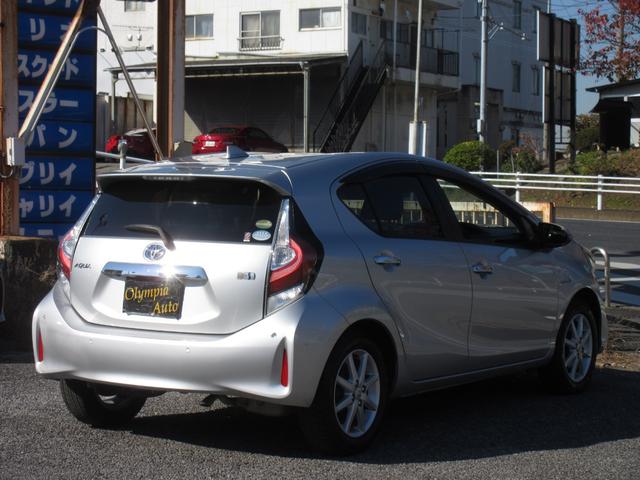 アクア Ｓスタイルブラック　後期型　純正ＳＤナビ　ブルートゥースオーディオ　ＥＴＣ　バックカメラ　スマートキー　ＬＥＤヘッドライト　前後クリアランスソナー　セーフティセンス　純正１５インチＡＷ　黒系内装（30枚目）