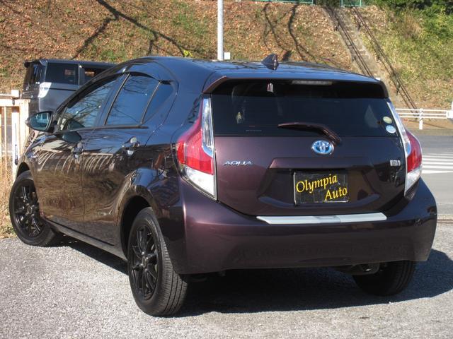 アクア Ｇ　中期型　純正ＳＤナビ　ブルートゥースオーディオ　地デジフルセグＴＶ　ドラレコ　ＥＴＣ　バックカメラ　スマートキー　クルコン　シートヒーター　社外１５インチＡＷ　衝突被害軽減ブレーキ　ワンオーナー（2枚目）