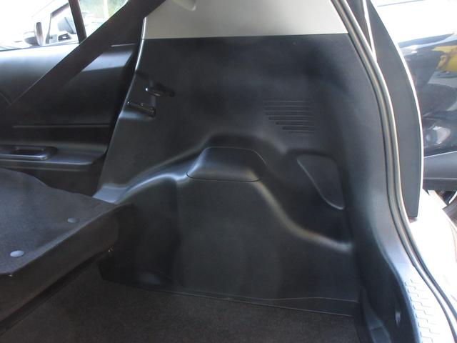 アクア Ｇ　中期型　純正ＳＤナビ　ブルートゥースオーディオ　地デジフルセグＴＶ　ドラレコ　ＥＴＣ　バックカメラ　スマートキー　クルコン　シートヒーター　社外１５インチＡＷ　衝突被害軽減ブレーキ　ワンオーナー（12枚目）