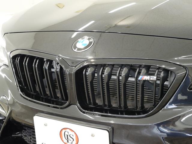 Ｍ２ ベースグレード　後期モデル　Ｈ＆Ｒ足回り　ＲＥＭＵＳマフラー　カーボンエアロパーツ　サンルーフ　黒レザーシート　シートヒーター　パドルシフト　リアスポイラー　ミラー型ＥＴＣ　コンフォートアクセス　１年保証付き　禁煙車（49枚目）