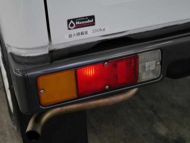 ジムニー CC 後付けパワーステアリング(純正流用) 純正オプションフォグライト 防錆施工済み(ノックスドール) BesTop幌 モモステアリング シートカバー 1型グリル JA11V用アルミホイール Tベルト交換済(49枚目)