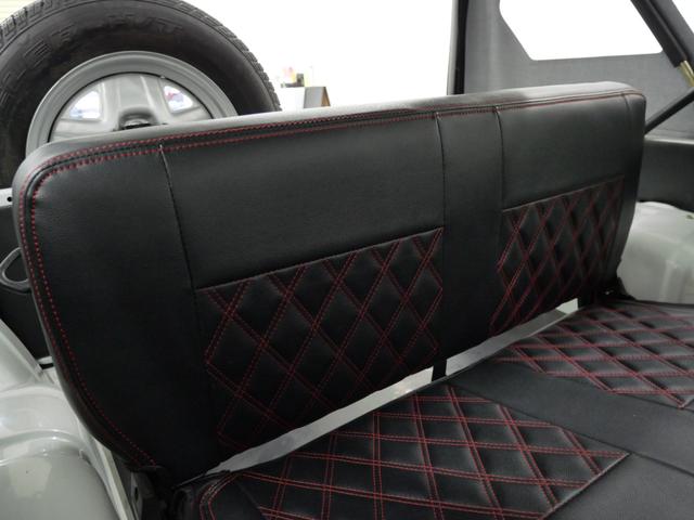 ジムニー CC 後付けパワーステアリング(純正流用) 純正オプションフォグライト 防錆施工済み(ノックスドール) BesTop幌 モモステアリング シートカバー 1型グリル JA11V用アルミホイール Tベルト交換済(70枚目)