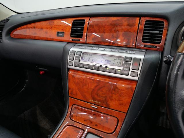 ソアラ ４３０ＳＣＶ　電動オープン　マークレビンソン　黒レザーシート　パワーシート　シートヒーター　ウッドコンビハンドル　純正１８インチアルミホイール　純正ＤＶＤナビ　クルーズコントロール　キーレスキー　保証付き　禁煙車（25枚目）