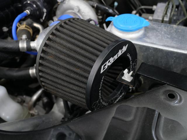 ジムニーシエラ ＪＣ　グレッディターボキット　グレッディインタークーラー　グレッディブローオフ　グレッディサブコン　グレッディ触媒　グレッディブーストメータ　グレッディエアクリーナー　フジツボマフラー　ローダウン　１年保証（19枚目）