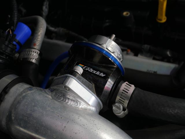 ジムニーシエラ ＪＣ　グレッディターボキット　グレッディインタークーラー　グレッディブローオフ　グレッディサブコン　グレッディ触媒　グレッディブーストメータ　グレッディエアクリーナー　フジツボマフラー　ローダウン　１年保証（76枚目）
