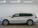 ２．０ＴＳＩ　Ｒライン　専用レザーシート　新品タイヤ４本交換　パワーバックドア　マッサージ付パワーシート　シートヒーター　レザーステアリング　Ｗエアコン　レーダークルコン　前後ドラレコ　ＥＴＣ　保証付き　禁煙（17枚目）