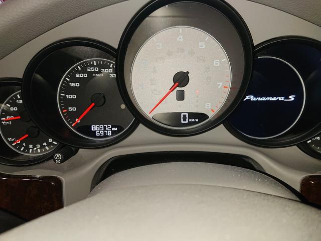 S 革シート ナビ フルセグTV MTモード 正規D車(13枚目)