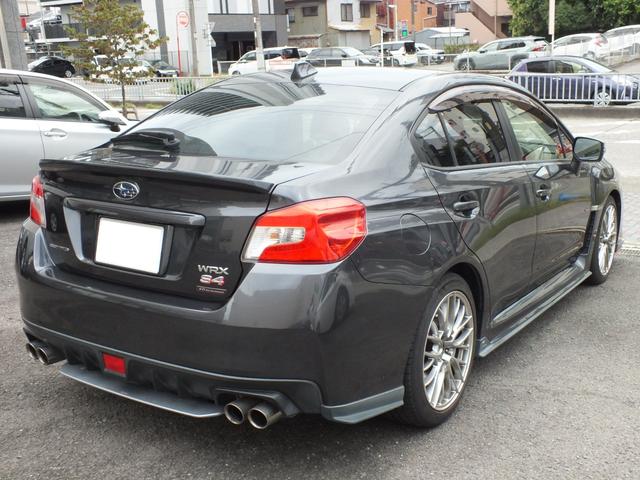 ＷＲＸ Ｓ４ ２．０ＧＴ－Ｓアイサイト　アドバンスドセイフティパッケージ　ＳＴＩスタイル・ＳＴＩパフォーマンスパッケージ　フレキシブルタワーバー・サポートフレームリア　１８インチＡＷ　革シート　ナビ・ＴＶ　バック・サイドカメラ　パドルシフト（7枚目）