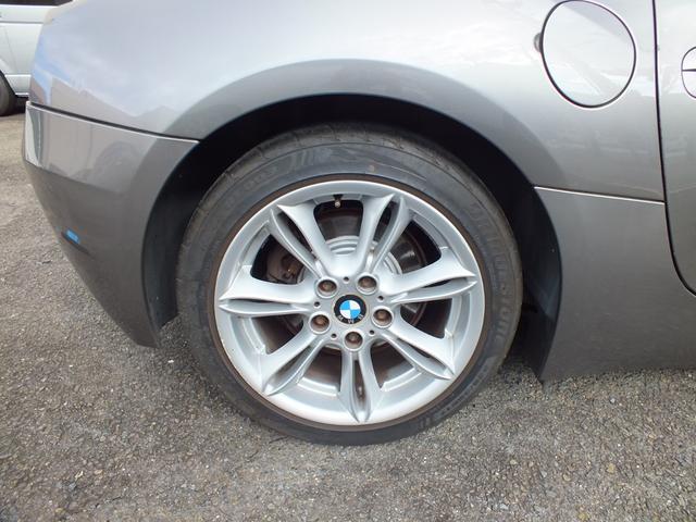 Ｚ４ ３．０ｉ　電動ルーフ　革シート　シートヒーター付き電動シート　キーレス　ＥＴＣ　タワーバー（32枚目）