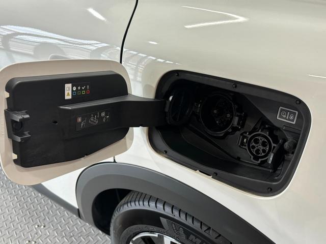 シャイン　新車保証継承　アップルカープレイ　バックカメラアダプティブクルーズコントロール　レーンキープアシスト　ブライドスポットモニター　ヘッドアップディスプレイ(17枚目)