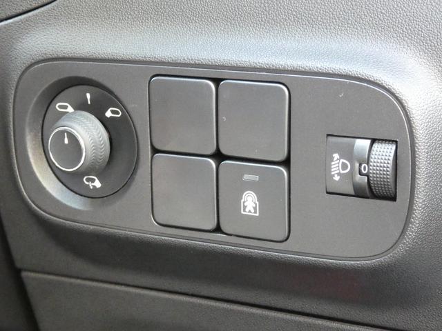 C3 シャイン 正規認定中古車 保証整備付 ETC ドラレコ バックカメラ 衝突軽減ブレーキ アイドリングストップ 障害物ソナー レーンキープ クルコン LEDライト 純正ホイール(26枚目)