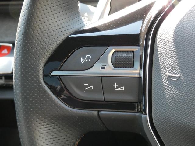 ３００８ ＧＴハイブリッド４　正規認定中古車　保証整備付　弊社代車　ＥＴＣ　ドラレコ　バックカメラ　電動シート　衝突軽減ブレーキ　アイドリングストップ　障害物ソナー　レーンキープ　アクティブクルコン　ＬＥＤライト　サンルーフ（6枚目）