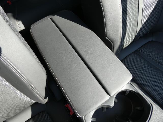 ３００８ ＧＴハイブリッド４　正規認定中古車　保証整備付　弊社代車　ＥＴＣ　ドラレコ　バックカメラ　電動シート　衝突軽減ブレーキ　アイドリングストップ　障害物ソナー　レーンキープ　アクティブクルコン　ＬＥＤライト　サンルーフ（23枚目）