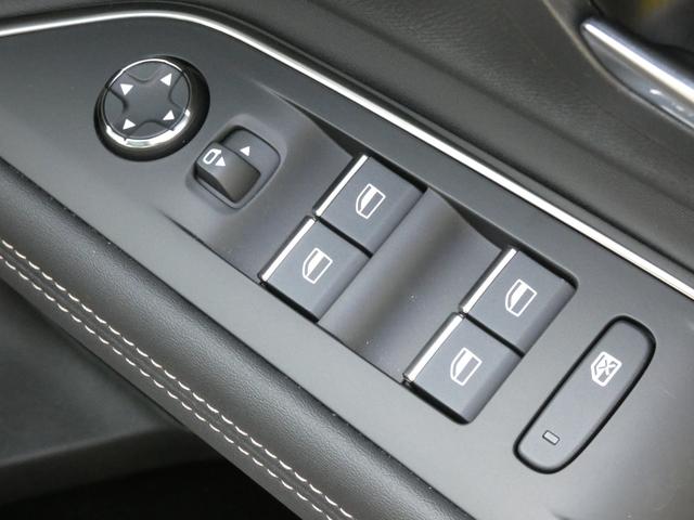 ３００８ ＧＴハイブリッド４　正規認定中古車　保証整備付　弊社代車　ＥＴＣ　ドラレコ　バックカメラ　電動シート　衝突軽減ブレーキ　アイドリングストップ　障害物ソナー　レーンキープ　アクティブクルコン　ＬＥＤライト　サンルーフ（26枚目）