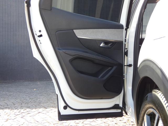 ３００８ ＧＴハイブリッド４　正規認定中古車　保証整備付　弊社代車　ＥＴＣ　ドラレコ　バックカメラ　電動シート　衝突軽減ブレーキ　アイドリングストップ　障害物ソナー　レーンキープ　アクティブクルコン　ＬＥＤライト　サンルーフ（43枚目）