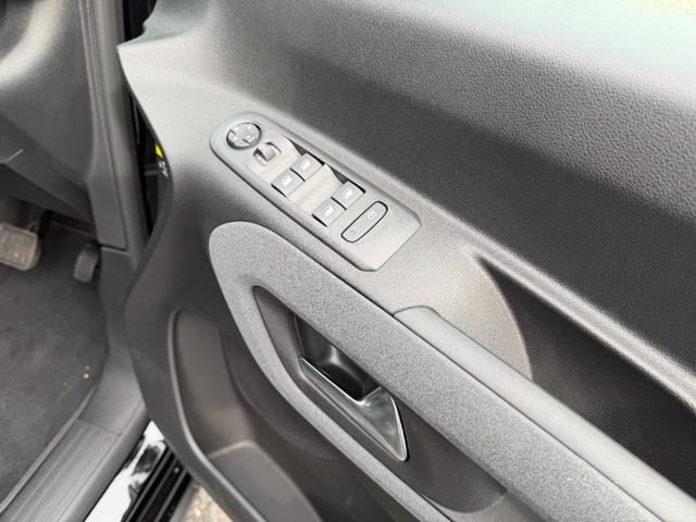 リフター ＧＴ　新車保証継承　弊社デモカー　ＥＴＣ　ドラレコ前後３６０°コーナーセンサー　両側スライドドア　１７インチホイール（8枚目）