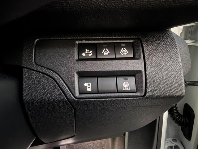 ５００８ ＧＴ　弊社デモカー　新車保証継承　パワーシート　電動リアゲート　カープレイ　アンドロイドオート　３６０°コーナーセンサー　アダプティブクルーズコントロール　パノラミックルーフ（8枚目）