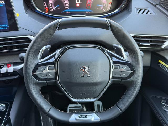 ３００８ ＧＴ　弊社デモカー　新車保証継承　ＥＴＣ　ドラレコ　パノラミックルーフ　カープレイ　アンドロイドオート　３６０°コーナーセンサー　バックカメラ　サイドカメラ　ヒルコントロール（4枚目）