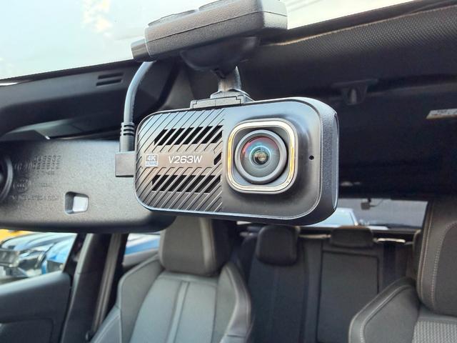 ３００８ ＧＴ　弊社デモカー　新車保証継承　ＥＴＣ　ドラレコ　パノラミックルーフ　カープレイ　アンドロイドオート　３６０°コーナーセンサー　バックカメラ　サイドカメラ　ヒルコントロール（15枚目）