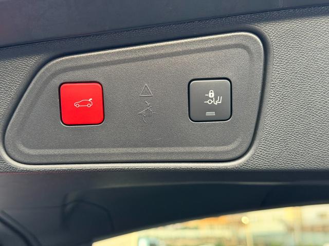 ３００８ ＧＴ　弊社デモカー　新車保証継承　ＥＴＣ　ドラレコ　パノラミックルーフ　カープレイ　アンドロイドオート　３６０°コーナーセンサー　バックカメラ　サイドカメラ　ヒルコントロール（26枚目）