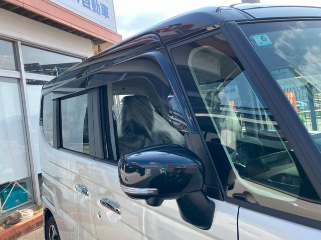 スペーシアカスタム ハイブリッドＸＳ　両側電動スライドドア　ステアリングヒーター　ナビ　ＴＶ　スマートキー　ＣＤ　ＤＶＤ　ベンチシート　アイドリングストップ　全方位カメラ　シートヒーター（4枚目）