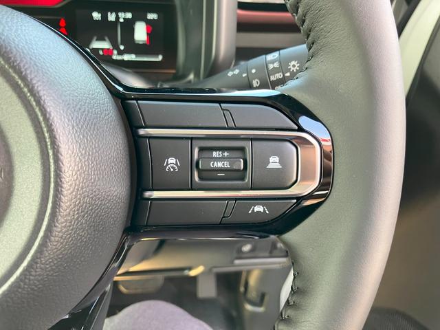 スペーシアカスタム ハイブリッドＸＳ　両側電動スライドドア　ステアリングヒーター　ナビ　ＴＶ　スマートキー　ＣＤ　ＤＶＤ　ベンチシート　アイドリングストップ　全方位カメラ　シートヒーター（33枚目）