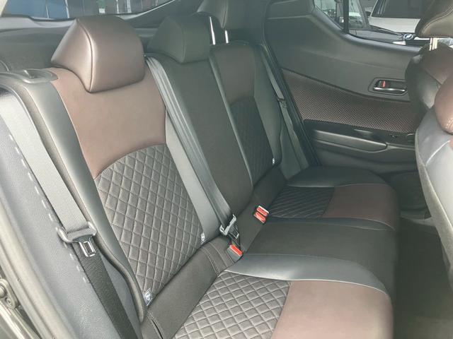 お車の詳細についてのお問い合わせは、Ｇｏｏメール見積り、又は当社専用無料電話（料金は掛りません。携帯電話もＯＫ！）から「グーネットを見た」とお問い合わせ下さい。