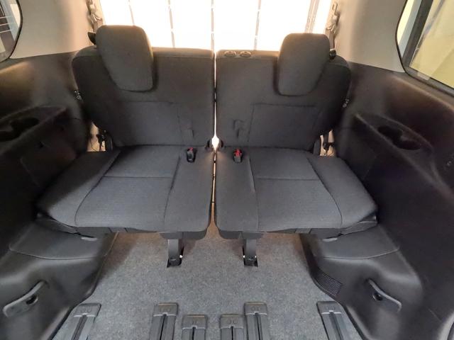 セレナ e-パワー ハイウェイスターV アラウンドビューモニター+ルームミラー+ドラレコ+LEDヘッドライト+NCナビ+ETC2.0+SOSコール 登録済未使用車(42枚目)