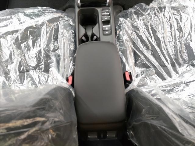 ヴェゼル e:HEV Z ホンダコネクトナビ+ETC2.0+ワイヤレス充電器 Honda SENSING 登録済未使用車 LEDヘッドライト 前席シートヒーター/ステアリングヒーター 電子パーキングブレーキ スマートキー(29枚目)