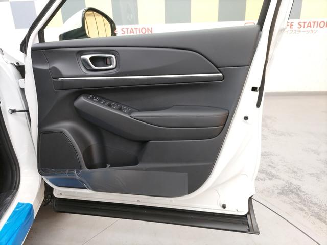 ヴェゼル e:HEV Z ホンダコネクトナビ+ETC2.0+ワイヤレス充電器 Honda SENSING 登録済未使用車 LEDヘッドライト 前席シートヒーター/ステアリングヒーター 電子パーキングブレーキ スマートキー(54枚目)