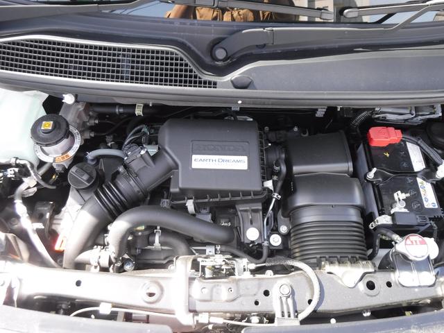 G・Lターボホンダセンシング 両側電動スライドドア ・ 純正LEDヘッドライト&フォグランプ ・ バックカメラ付純正ナビ ・ クルーズコントロール ・ スマートキー ・ パドルシフト ・ アイドリングストップ ・ オートライト(45枚目)