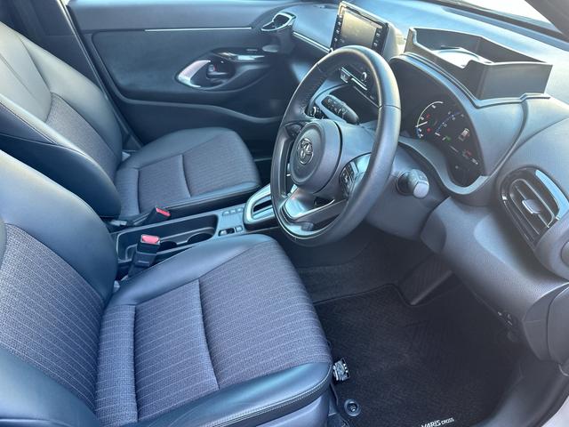 ヤリスクロス ハイブリッドZ 1.5 ハイブリッド Z LEDヘッド バックカメラ レーダークルーズコントロール ディスプレイオーディオ パワーシ-ト シートヒーター ハンドルヒーター ドライブレコーダー ETC(5枚目)