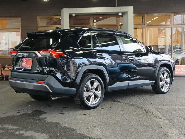 ＲＡＶ４ ハイブリッドＧ　４ＷＤ　ドライブレコーダー　ＥＴＣ　全周囲カメラ　クリアランスソナー　オートクルーズコントロール　レーンアシスト　パワーシート　衝突被害軽減システム　ナビ　ＴＶ　オートマチックハイビーム　オートライト（16枚目）