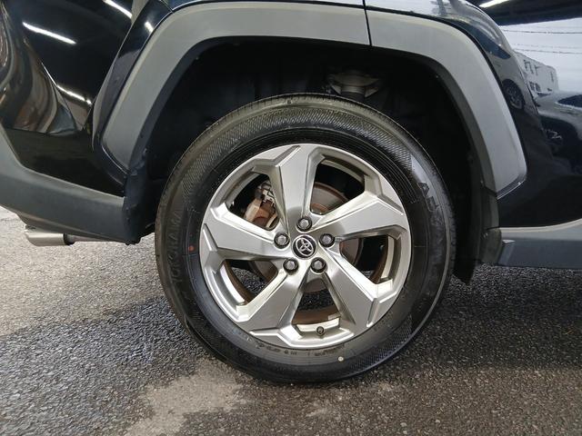 ＲＡＶ４ ハイブリッドＧ　４ＷＤ　ドライブレコーダー　ＥＴＣ　全周囲カメラ　クリアランスソナー　オートクルーズコントロール　レーンアシスト　パワーシート　衝突被害軽減システム　ナビ　ＴＶ　オートマチックハイビーム　オートライト（26枚目）