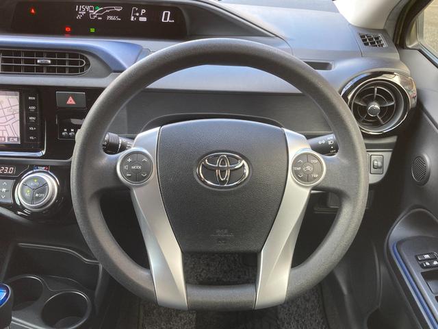 アクア S ETC バックカメラ ナビ TV オートライト スマートキー 電動格納ミラー CVT 衝突安全ボディ 記録簿 ABS ESC CD Bluetooth エアコン パワーステアリング パワーウィンドウ(3枚目)