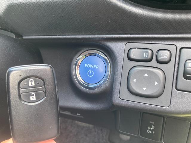 アクア S ETC バックカメラ ナビ TV オートライト スマートキー 電動格納ミラー CVT 衝突安全ボディ 記録簿 ABS ESC CD Bluetooth エアコン パワーステアリング パワーウィンドウ(10枚目)