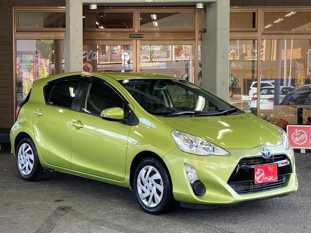 アクア S ETC バックカメラ ナビ TV オートライト スマートキー 電動格納ミラー CVT 衝突安全ボディ 記録簿 ABS ESC CD Bluetooth エアコン パワーステアリング パワーウィンドウ(13枚目)