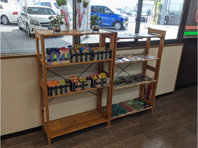 アクア S ETC バックカメラ ナビ TV オートライト スマートキー 電動格納ミラー CVT 衝突安全ボディ 記録簿 ABS ESC CD Bluetooth エアコン パワーステアリング パワーウィンドウ(69枚目)