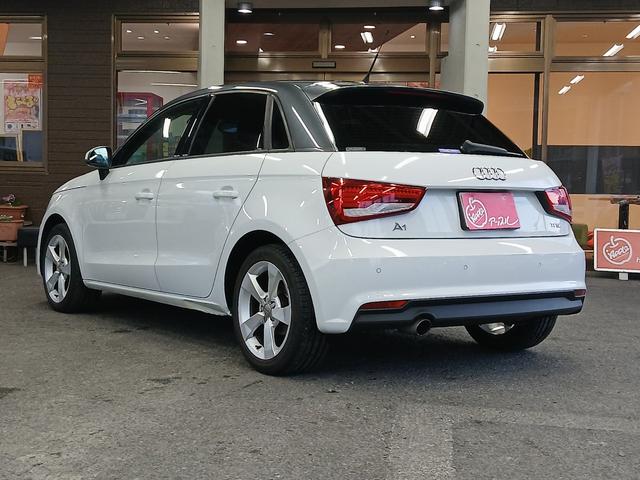 A1スポーツバック 1.0TFSIスポーツ コントラストルーフ ETC ナビ TV クリアランスソナー アルミホイール オートライト スマートキー AT 盗難防止システム 記録簿 ABS ESC CD エアコン パワーステアリング(15枚目)