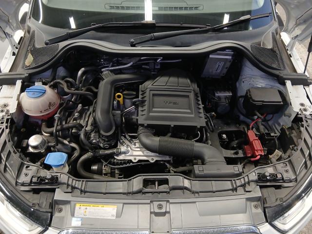 A1スポーツバック 1.0TFSIスポーツ コントラストルーフ ETC ナビ TV クリアランスソナー アルミホイール オートライト スマートキー AT 盗難防止システム 記録簿 ABS ESC CD エアコン パワーステアリング(19枚目)