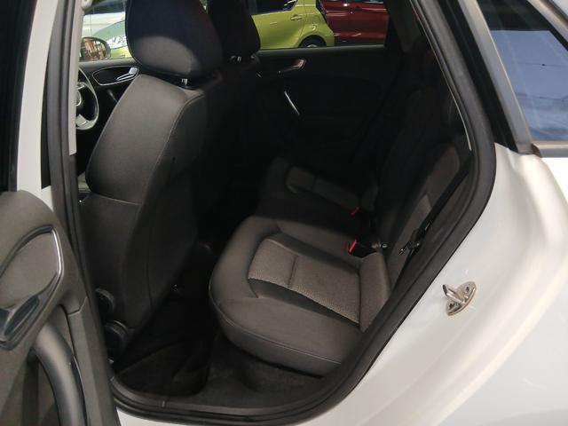 A1スポーツバック 1.0TFSIスポーツ コントラストルーフ ETC ナビ TV クリアランスソナー アルミホイール オートライト スマートキー AT 盗難防止システム 記録簿 ABS ESC CD エアコン パワーステアリング(30枚目)