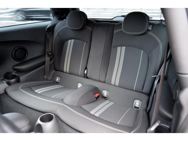 クーパーSD クーパーSD ビルシュタイン車高調 RAYS18インチアルミ LEDヘッド 純正HDDナビ バックカメラ パドルシフト アイドルストップ アクティブクルーズコントロール インテリジェントセーフティ(17枚目)