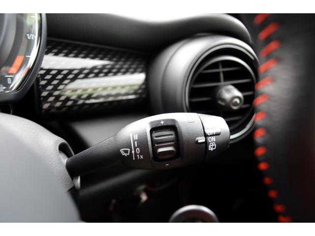 クーパーSD クーパーSD ビルシュタイン車高調 RAYS18インチアルミ LEDヘッド 純正HDDナビ バックカメラ パドルシフト アイドルストップ アクティブクルーズコントロール インテリジェントセーフティ(23枚目)